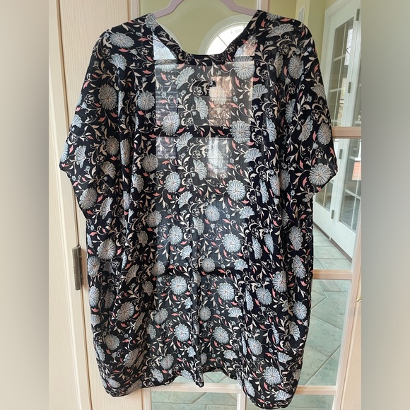NWOT Loft Floral Daisy Kimono - Picture 7 of 8